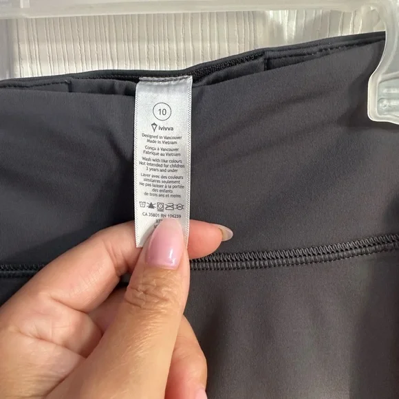 Ivivva - Picture 3 of 3